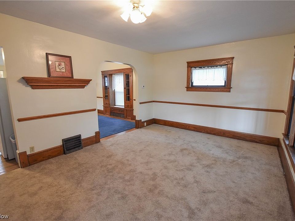 164 22nd St NW, Barberton, OH 44203 | Zillow