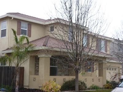 1st image of 560 Allaire Cir