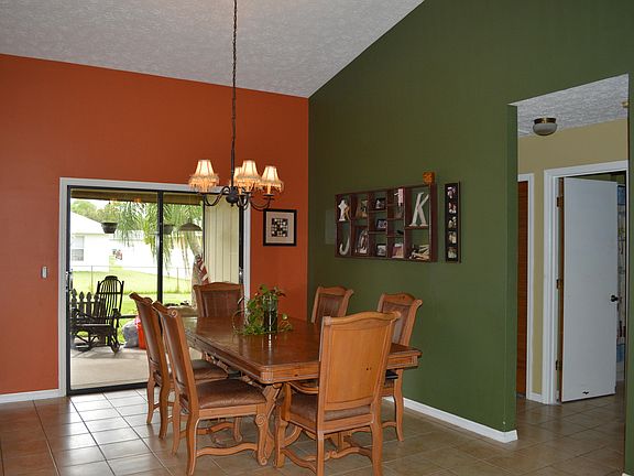 4th image of 1156 SW Ivanhoe Street
