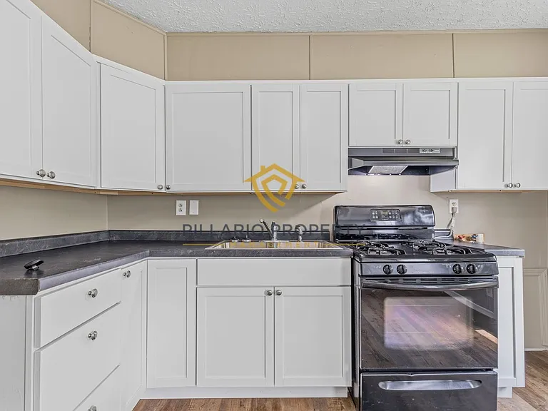 8315 Roy Rd — Photo 7