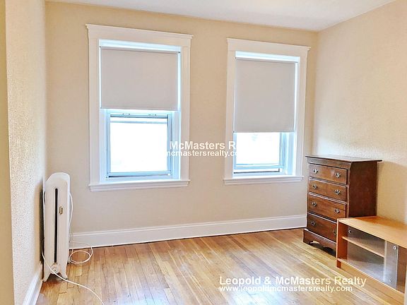 3rd image of 1568 Commonwealth Ave APT 11
