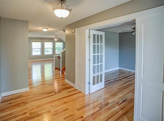 4th image of 3406 Manassas Dr