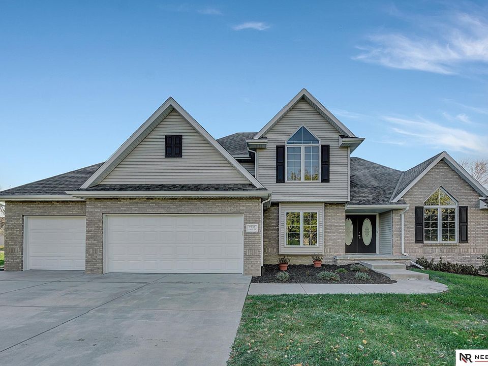 1st image of 7833 Tobie Ln