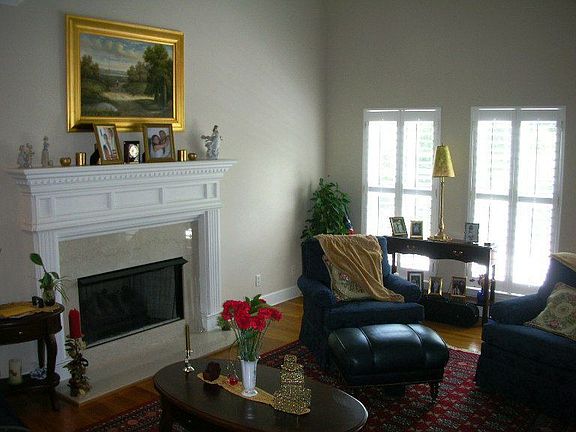 5th image of 9332 Ancient Oaks Dr