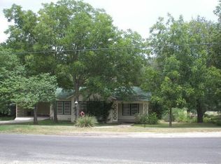 807 Old Georgetown Rd, Lampasas, TX 76550