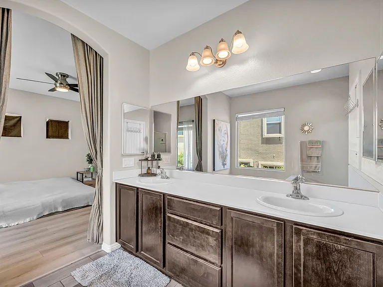 6777 Byron Bay Ct — Photo 8