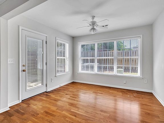 4th image of 648 Ivybrooke Ave