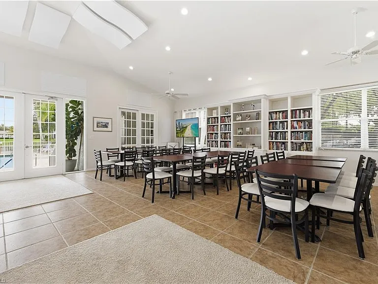 3442 Pointe Creek Ct #201 — Photo 29