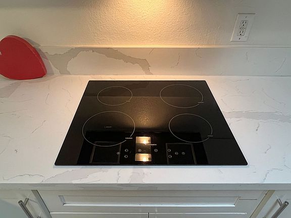 3rd image of 1045 Saint Louis Ave APT G