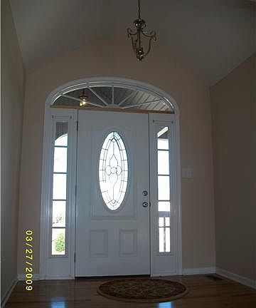 4th image of 715 Superior Ln