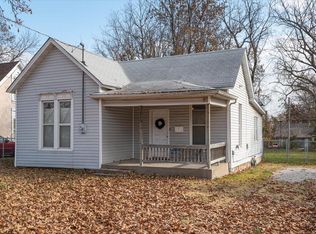 920 N Rogers Ave, Springfield, MO 65802