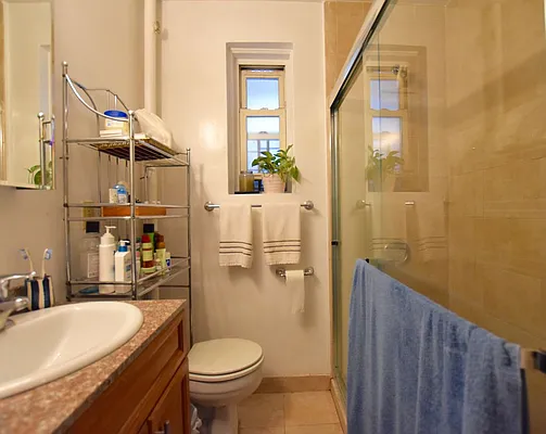 Rented by Bold New York | media 17