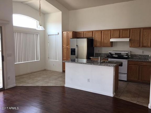 4th image of 1436 E 12th St