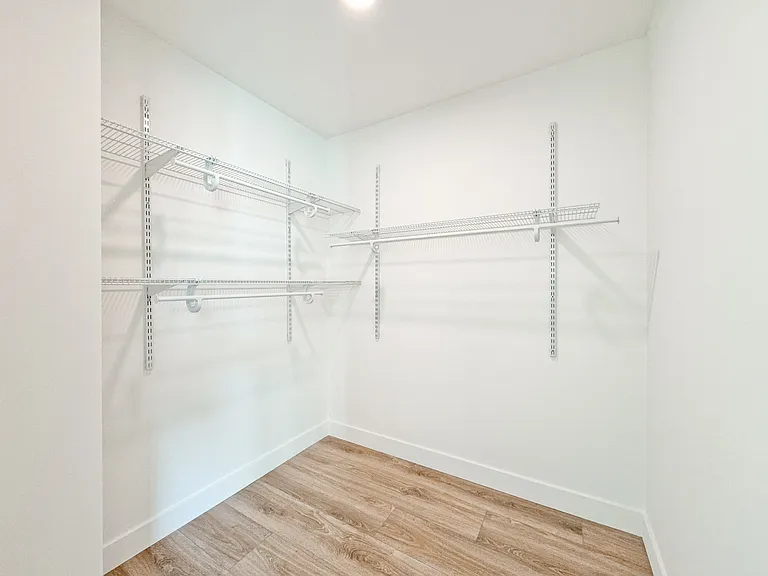 1743 Armacost Ave — Photo 38