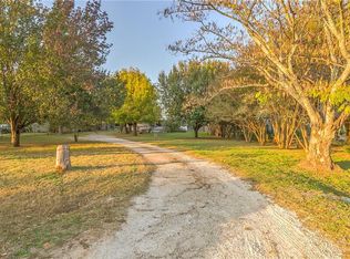 1225 Marie St, Joshua, TX 76058