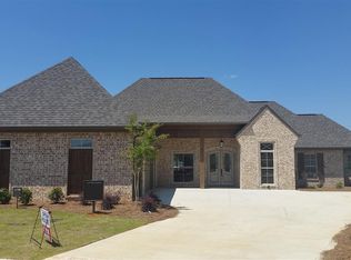 609 Turquoise Ct, Flowood, MS 39232