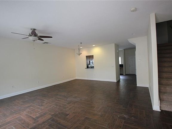 5th image of 13306 Fountainbleau Dr