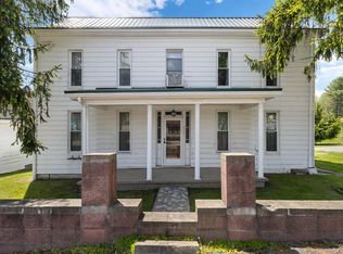 8067 WAYNESBURG PIKE RD, Cameron, WV 26033