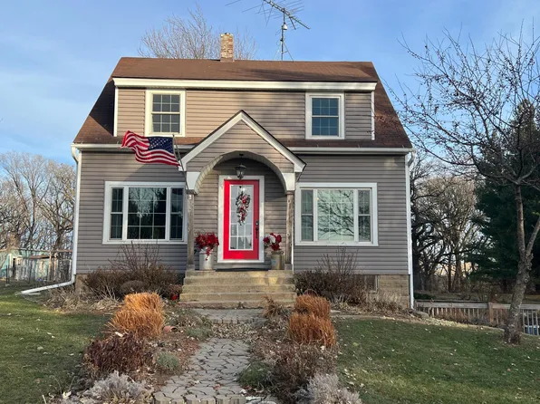 8204 County Road 15 Rd SW, Stewartville, MN 55976