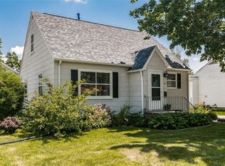 1067 7th St, Marion, IA 52302