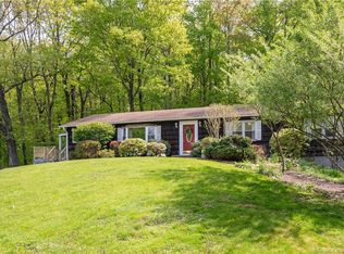 169 Settlers Hill Rd, Southbury, CT 06488