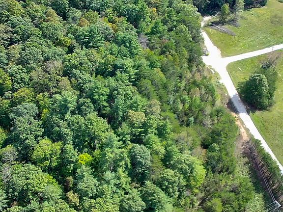 3rd image of Bear Hollow Rd