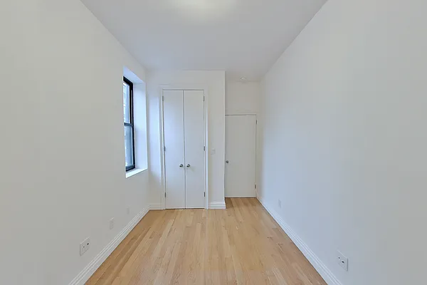 Rented by CitySites Real Estate Group | media 3