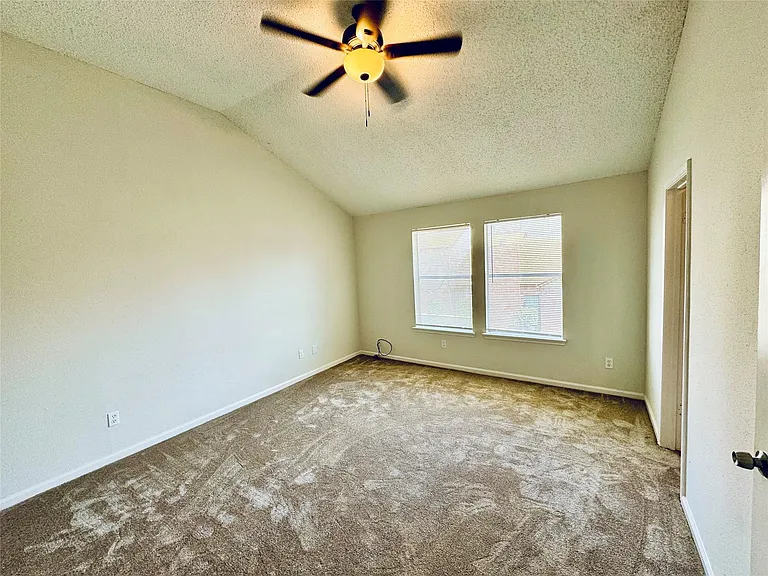 5810 Twisted Pine Ct #C — Photo 10