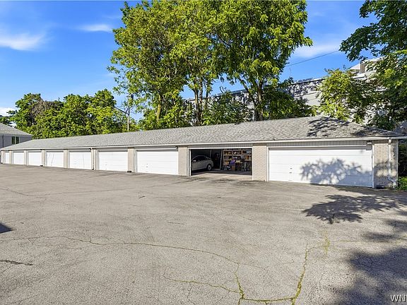 4th image of 4415 Main St APT 16