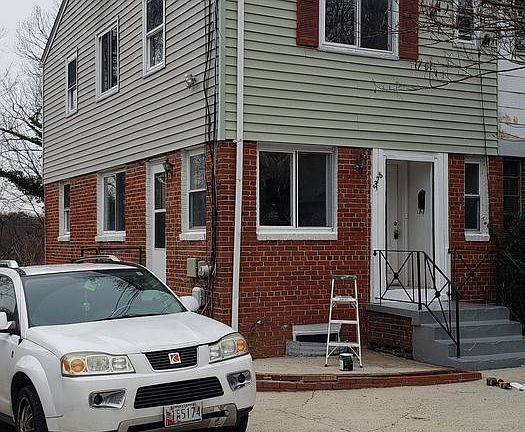 2nd image of 5328 67th Ave