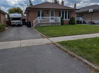 43 Lewiston Rd, Toronto, ON M1P1X8