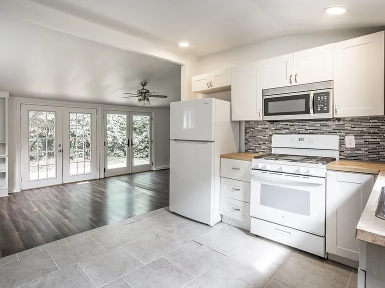 5108 Sunny Meade Ln — Photo 4