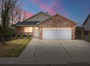 5220 Brianna Ct, Cheyenne, WY 82009