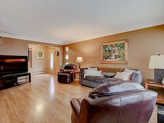 2nd image of 1712 N 72nd Ct