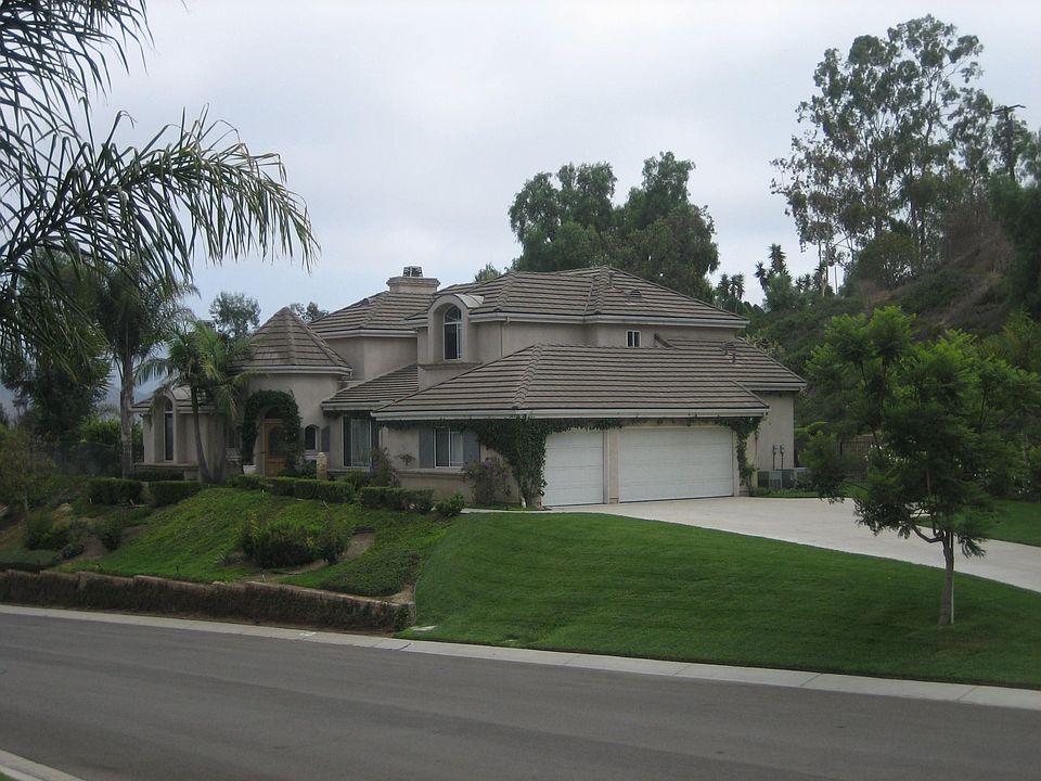 1st image of 6415 Armitos Dr