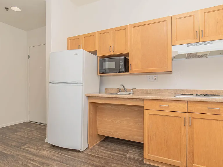 Villa Escondido - 55+ Senior Apartments — Photo 25