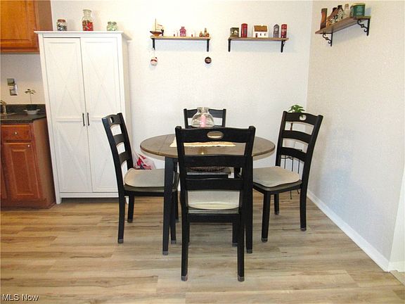 3rd image of 16415 Heather Ln APT 104