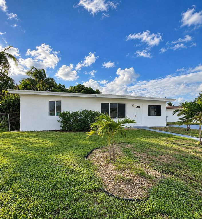 4341 NE 18th Ave, Pompano Beach