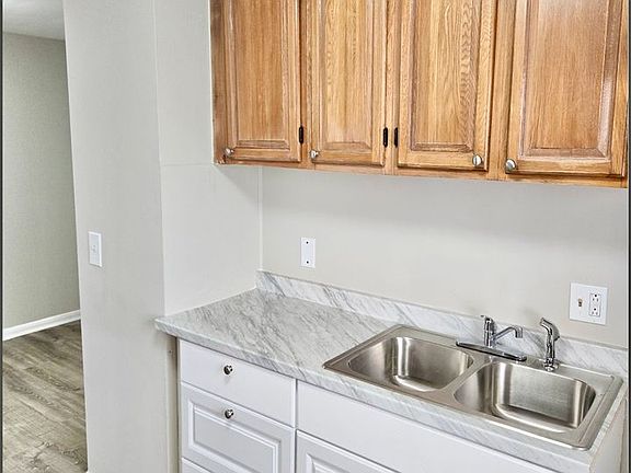 2nd image of 52 Jackson St APT 1