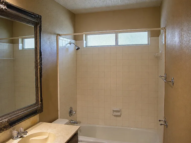 3816 Wrentham Dr — Photo 8