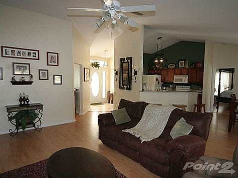4th image of 2462 Manheim Ave