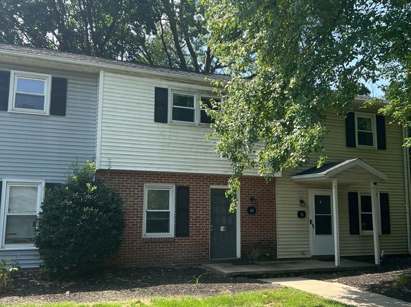 4 Ann Rd #34