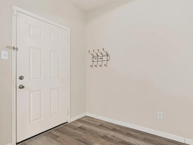 21711 Crest Peak Way — Photo 6