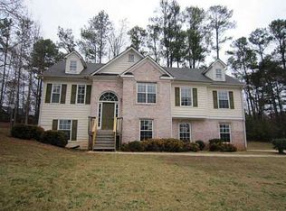 6841 Creekwood Dr, Douglasville, GA 30135