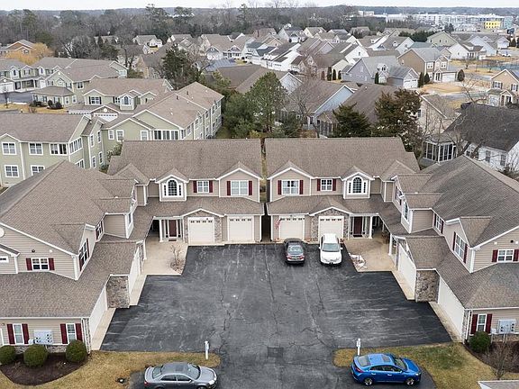 2nd image of 18942 Shore Pointe Ct Unit 2504