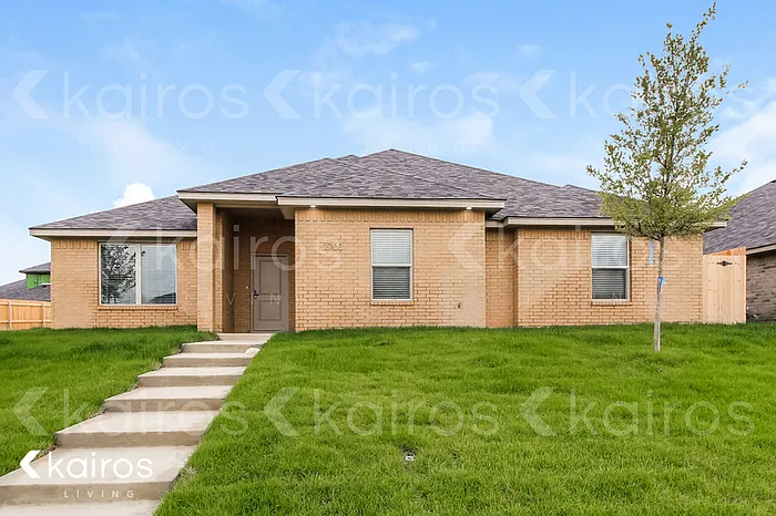 2703 Destin Ave — Photo 1