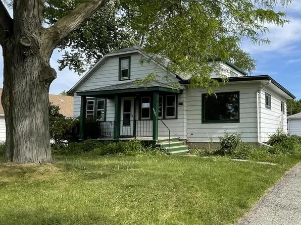 2502 W Kimberly AVENUE, Milwaukee, WI 53221