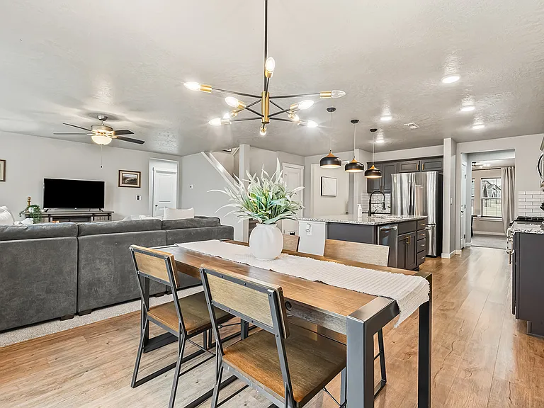3882 E Berwick Dr — Photo 14