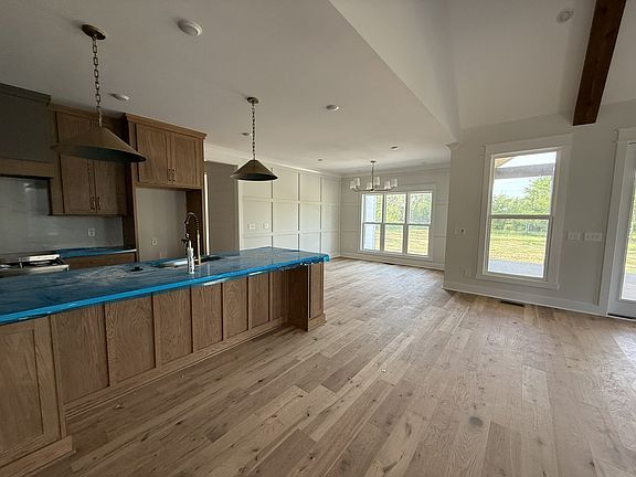 3rd image of 2428 River Rd Lot T1