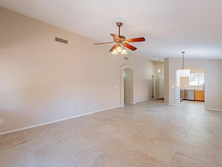 4504 W Sun Quest St — Photo 5